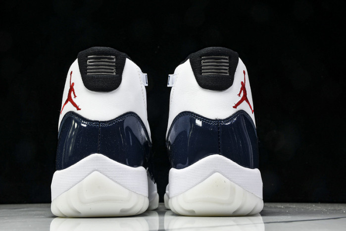 Air Jordan 11 LH0296-400