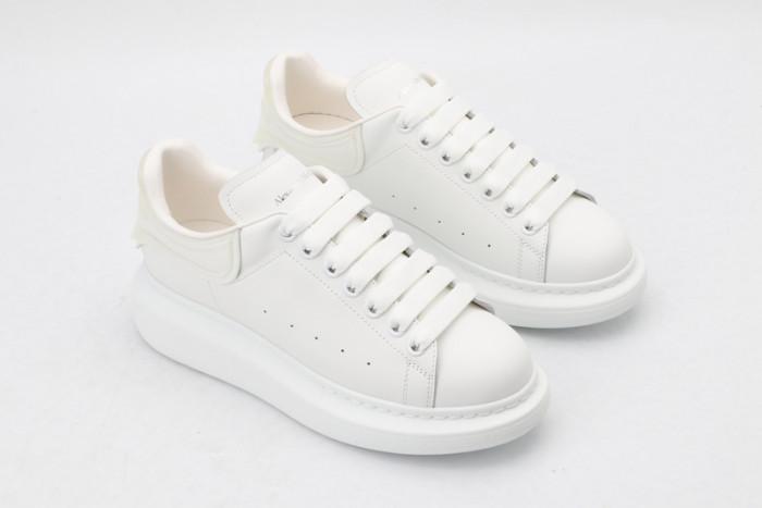 ale*d*r M*Q*en sole sneakers kickze-26