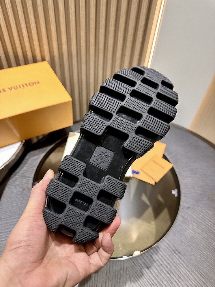 LVT BOOT COPSHOE L&V-386 suede