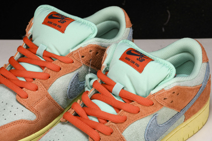 nike sb dunk low "noise aqua" dv5429-800