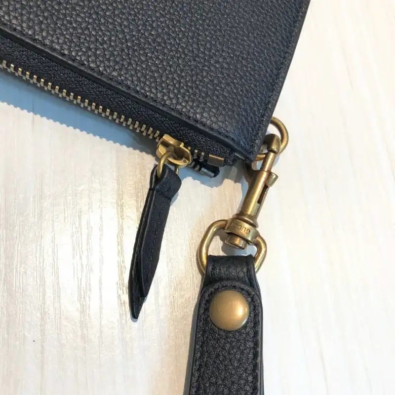 G*u*i bags 20guc0051