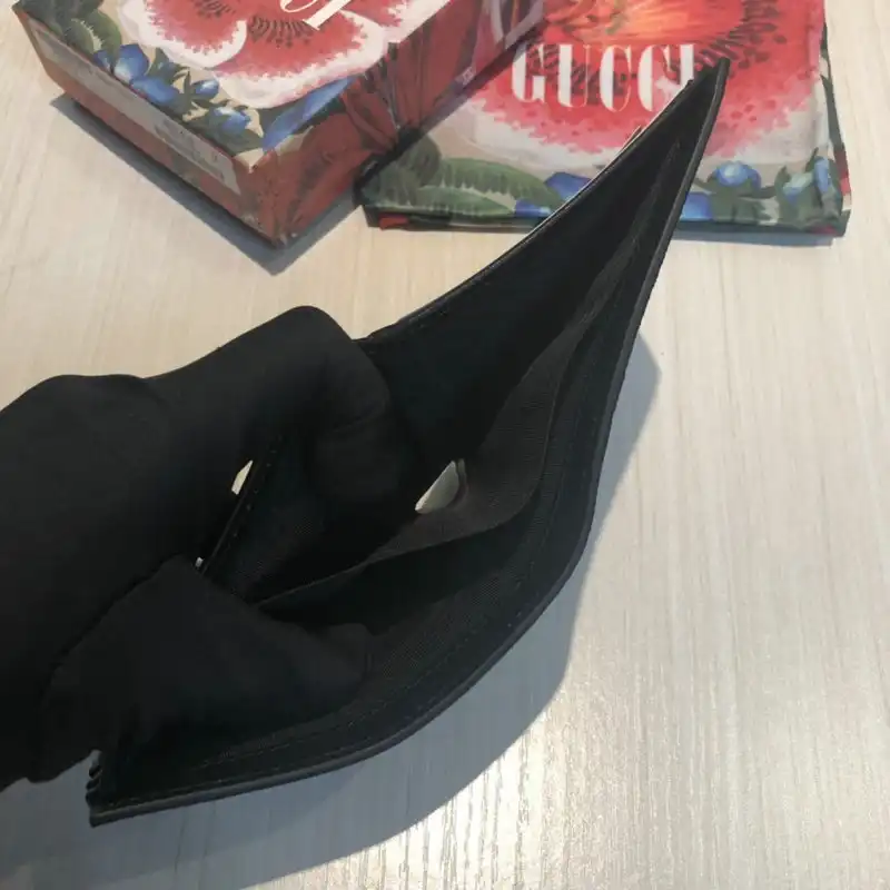 G*u*i bags 20guc0127