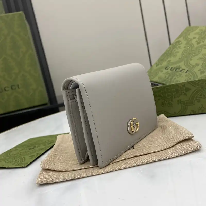 G*u*i bags 2407yz0253