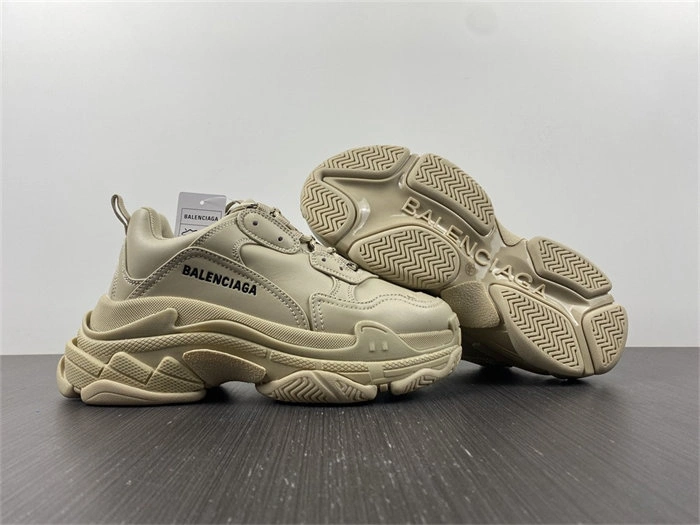 Neat BLCG TRIPLE S SNEAKER 536737 W2FW1 4460