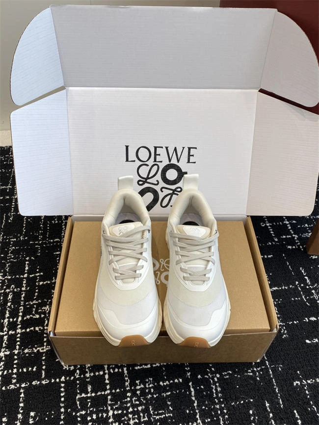 Modern Loewe Sneaker 2451