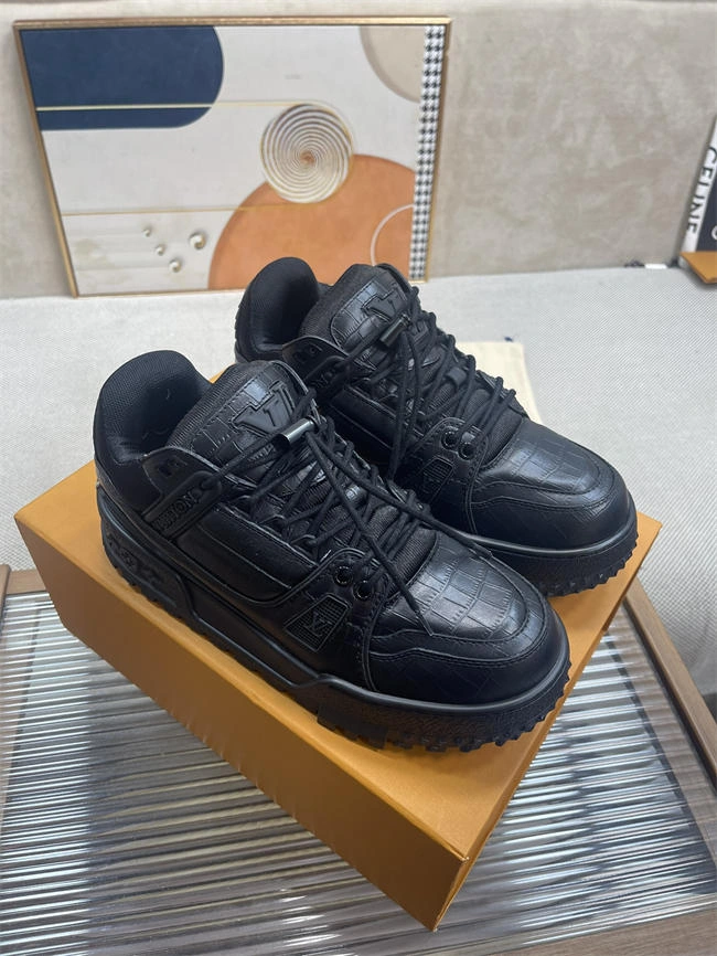 TopPick Lv Trainer Sneaker 2086